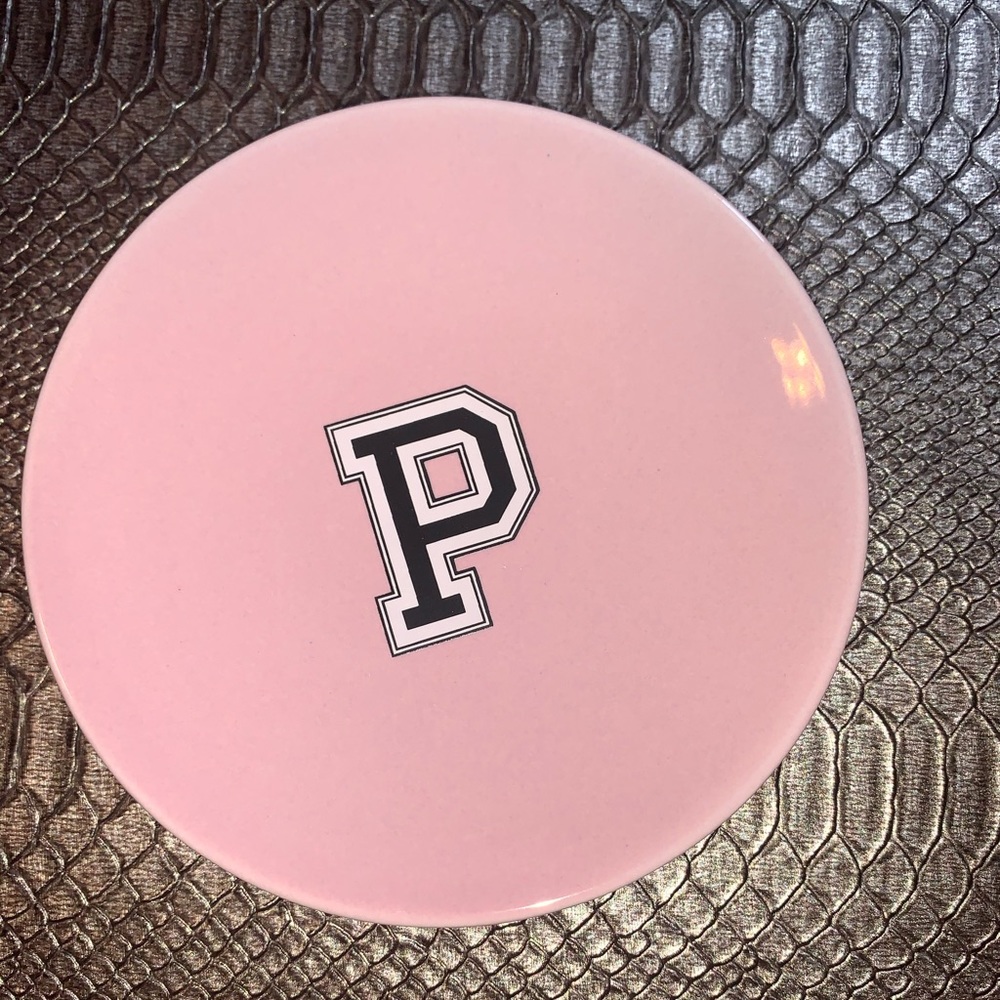 Victoria’s Secret pink dish nwt!